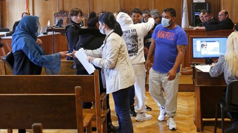 Juicio, en la Audiencia de Pontevedra, contra cuatro clanes de la droga de o Vao