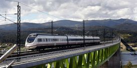 La apertura del viaducto del Ulla parec�a haber consolidado el tren a Madrid. 