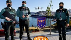 La unidad de drones del equipo Pegaso de la Guardia Civil en Vigo estrena un rifle antidrones y contarar� con una tercera nave no tripulada