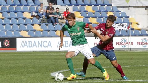 El Pontevedra CF vence al Racing de Ferrol