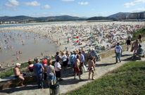 <span lang= es-es >�Estabilidad del servicio en pleno verano?</span> El alcalde teme que la acumulaci�n de deuda pueda afectar a la estabilidad de los servicios que presta Gestagua, sobre todo en verano, cuando la poblaci�n del municipio se incrementa hasta llegar a los 25.000 residentes. 