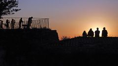 Buscando el mejor selfi con puesta de sol en Vigo