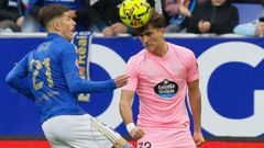 Javi Rodr�guez, en su partido n�mero 50 con el Celta, el que disput� en Oviedo.