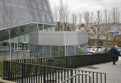 La construcci�n situada en la explanada lleva un a�o sin haber prestado servicio alguno. 