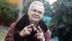 Loly Gonz�lez Rodr�guez tiene 71 a�os y es usuaria del servicio de teleasistencia en Ferrol