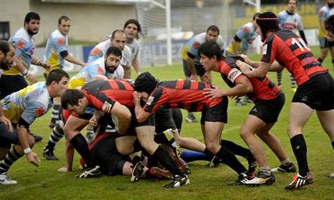 Los lalinenses cerraron ayer en el Cortizo su pretemporada, imponi�ndose al Campus Ourense. 