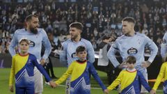El jugador del Celta Sergio Carreira, en los proleg�menos del encuentro.
