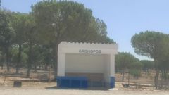 Parada de autob�s en Cachopos, Portugal