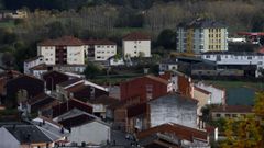 El edificio que alberga la residencia de menores extranjeros no acompaados del barrio de O Malvarn puede verse en la parte superior dercha de la imagen