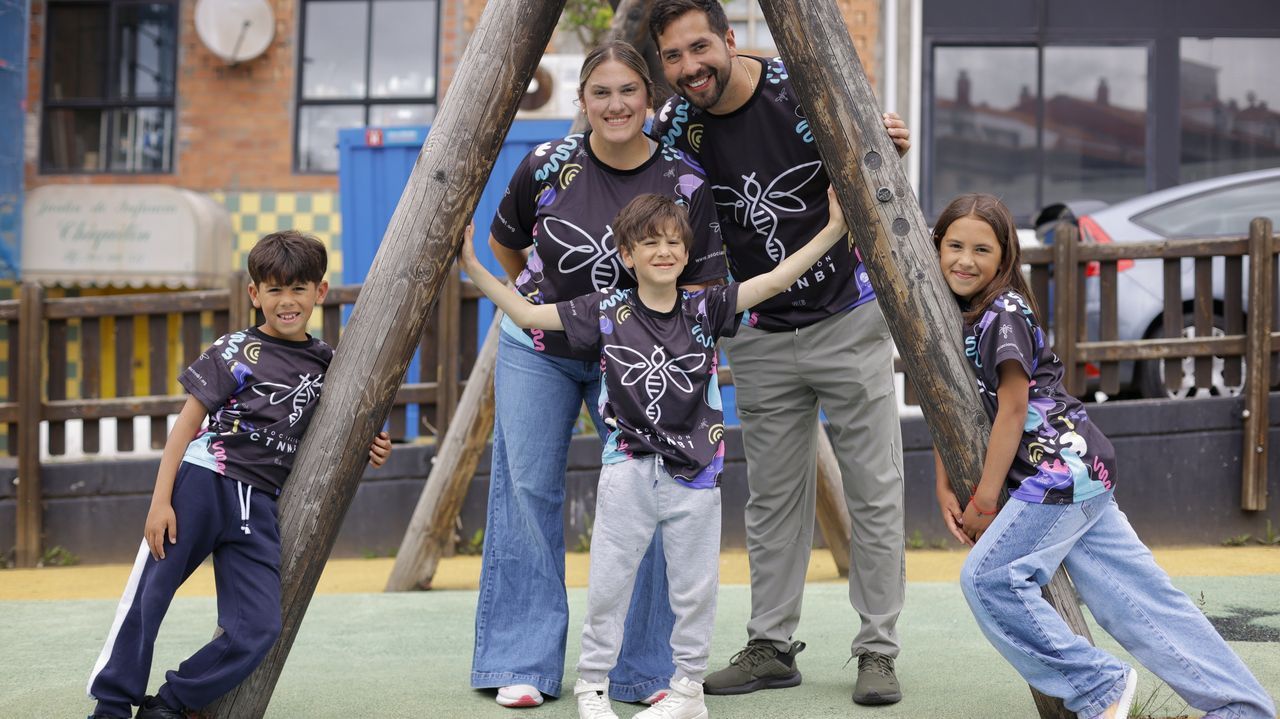 La lucha de una familia de A Coruña por el síndrome CTNNB1, enfermedad ultrarrara: «El diagnóstico es que no tiene cura, luchamos para que no empeore»