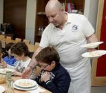El comedor escolar del Antonio Magari�os, el pasado curso.