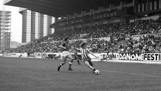 Ferrero y Casas durante un partido en El Molin�n. 1975. Mus�u del Pueblu d'Asturies