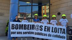 Bomberos de Narn en la campaa de recogida de firmas