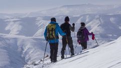 La nieve resiste en la monta�a de Lugo
