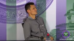 La fugaz rueda de prensa de Tomic tras su vergonzosa actuacin ante Tsonga