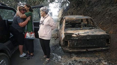 El día después de los incendios en San Vicente de Leira