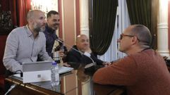 J�come y Ucha, hablando en un pleno en el Concello de Ourense.