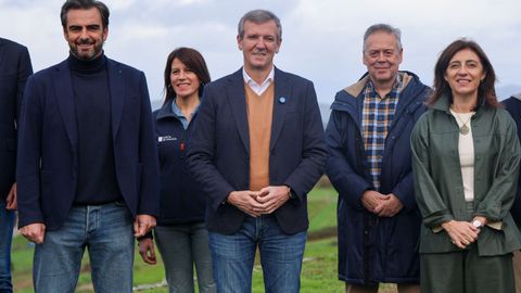 De izquierda a derecha, Diego Calvo, Mara M. Allegue, Alfonso Rueda, Antonio Gmez Caamao y ngeles Vzquez.