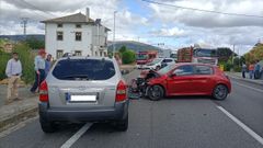 Colisi�n frontal entre dos veh�culos en la N-642