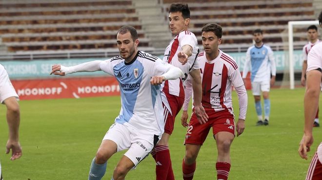 Jorge Maceira marc&oacute; dos goles ante el Alondras y ya suma doce esta temporada.