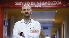 Pedro Marcos es jefe del servicio de Neumolox�a del Complexo Hospitalario�Universitario de A Coru�a (Chuac).