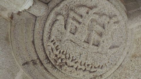 Detalle del arca de No� en la iglesia de Esperante, en Taboada