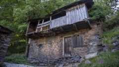 Soutos y arquitectura tradicional en el valle de L�uzara