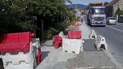 Obras de abastecimiento y saneamiento en la parroquia de Marc�n