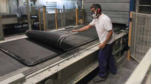 La empresa activar� un nuevo turno de producci�n.