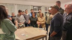 Os veci&ntilde;os puideron ver mapas marcados co risco real de lumes