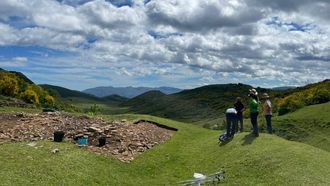 Excavaci�n en la campa de Cueiru
