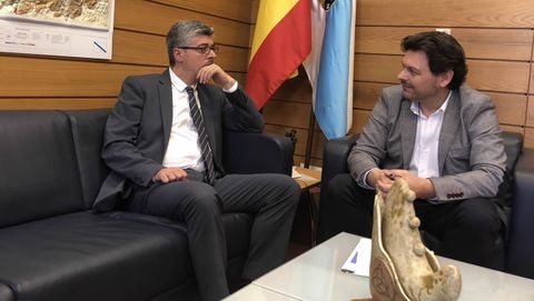 De la Campa y Miranda, durante la reunión celebrada en Santiago
