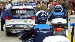 Imagen de archivo de agentes de la polic�a local por Vigo 