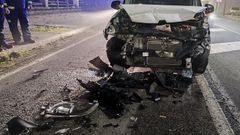 Detalle de los da�os ocasionados por el choque en uno de los veh�culos implicados