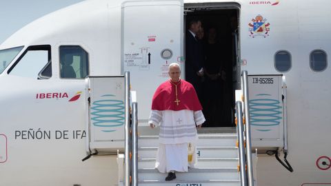 El papa Le�n XIV a su llegada a Barcelona