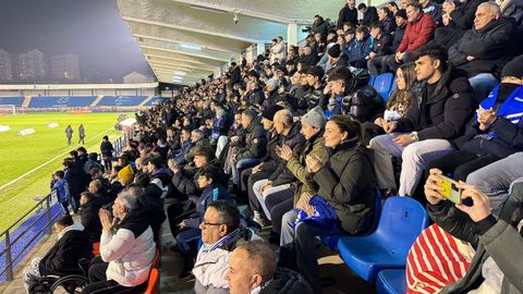 Afici�n del Ourense CF en Tribuna en el estadio de O Couto
