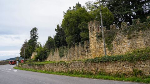 Vista del Palacio de Valdesoto donde se este s�bado se ha celebrado el banquete de la boda de Felipe L�pez, ahijado del rey Felipe VI y Lorena Meana. El rey ha asistido a la boda de Felipe L�pez y Lorena Meana celebrada en una iglesia de origen prerrom�nico de la localidad de Deva, en el concejo de Gij�n.