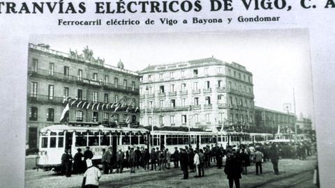 Promoci�n del tranv�a a Baiona poco despu�s de su inauguraci�n, que fu� en 1926.