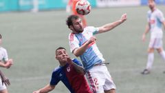 Roque, con el Compostela en la �ltima visita del equipo a Langreo