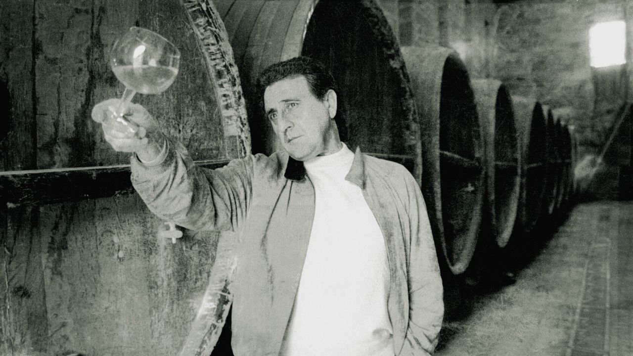 Dos generaciones guardando el tiempo en Bodegas Marqués de Vizhoja