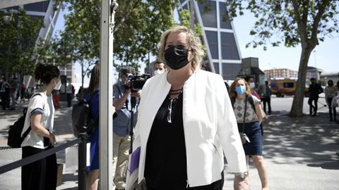 La exsenadora de Podemos Celia C�novas, a su llegada a los Juzgados de Plaza Castilla para declarar como testigo en el caso Neurona