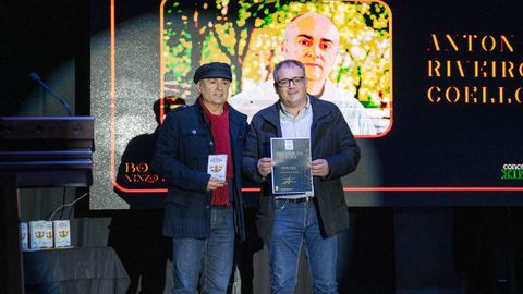 Premio a Ant�n Riveiro Coello