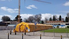 Hospital de campa�a montada en el aparcamiento del centro sanitario S�o Jo�o, de Oporto 
