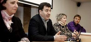 Rom�n Rodr�guez estuvo acompa�ado por Mar�a Jos� Bat�n, Marisa �lvarez y Pepe Dom�nguez.