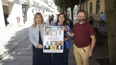 A concelleira de�Dinamizaci�n Econ�mica e Relaci�ns Institucionais, Cristina Sanz, a alcaldesa de Lugo, Elena Candia, e o presidente da Asociaci�n Galega de Artes�ns,�Jos� Manuel Salvado San�n.