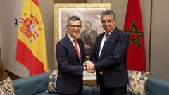 El titular de Justicia espa�ol, F�lix Bola�os, el pasado 9 de abril con su hom�logo marroqu�, Abdellatif Ouahbi, en un encuentro de los ministros del ramo de Portugal, Espa�a y Marruecos para impulsar su colaboraci�n de cara al Mundial del 2030.