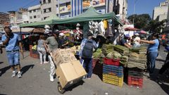 Mercado de alimentos en Quinta Crespo, Venezuela.