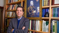 El profesor Esteban Mira Caballos, historiador y bi�grafo de Hern�n Cort�s.