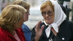 L�pez Amado, en 2006, cuando ofreci� una charla en la Casa del Libro de Vigo