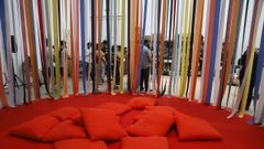  Balbordo na sala, una instalaci�n desarrollada por Ferm�n G. Blanco y V�ctor Gonz�lez Garc�a-Echave junto a la Asociaci�n Esc�itasme, en la exposici�n Artistas en construcci�n. FabLab Feito nacasa, en el Museo de Arte Contempor�neo de Vigo, Marco.